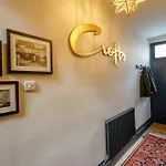 4 Bed In Harrogate 73424